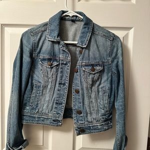 American Eagle cropped jeans jacket